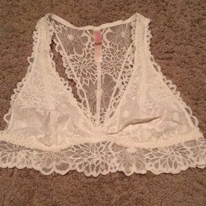 PINK Victoria’s Secret Razor back white lace bra